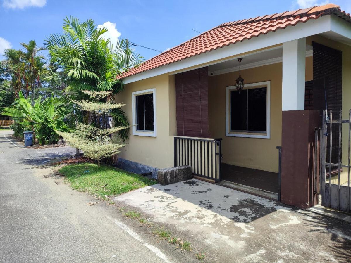 Mini Green Homestay Kulai Bagian luar foto